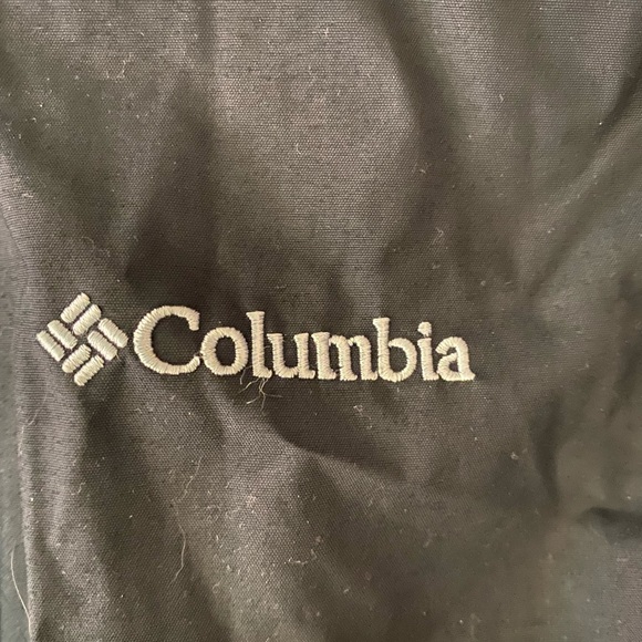 Columbia Shell Jacket - Picture 2 of 8